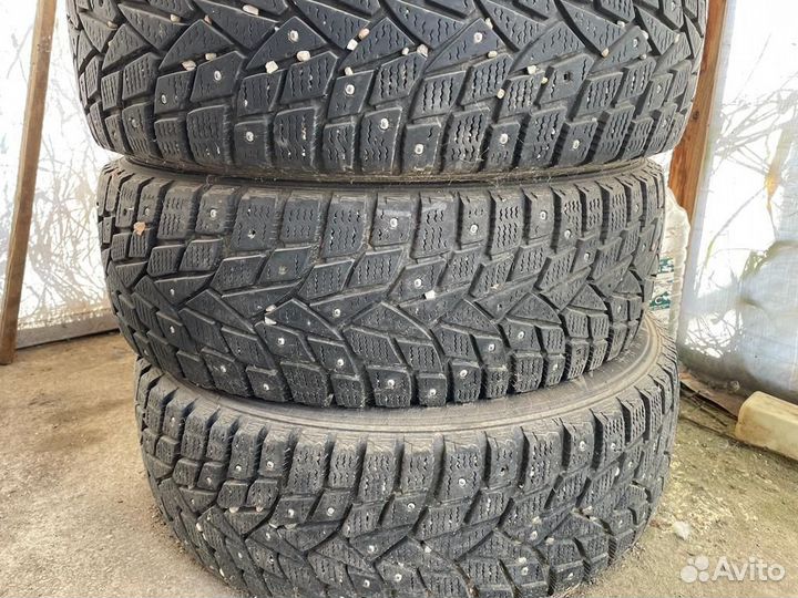 Dunlop SP Winter Ice 02 185/60 R15 88T