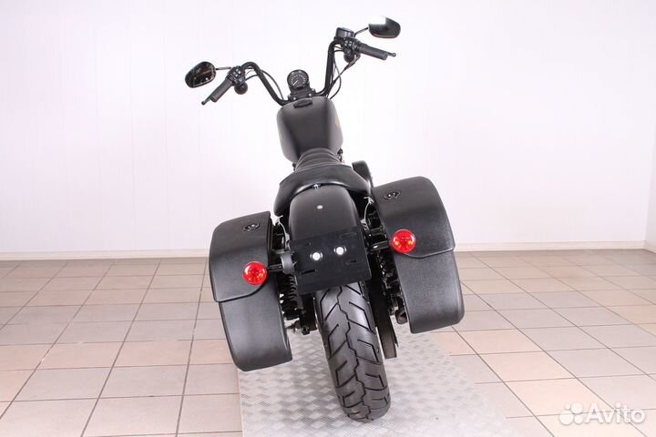 Harley-Davidson XL 883N Sportster Iron 2017