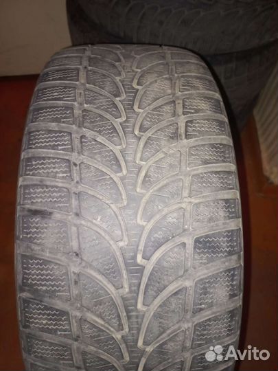 Bridgestone Blizzak LM-32 225/45 R18