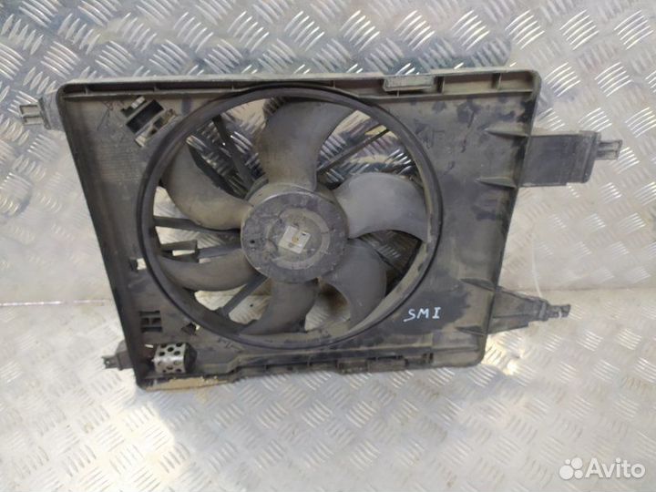 Диффузор с вентилятором в сборе Renault Megane 2