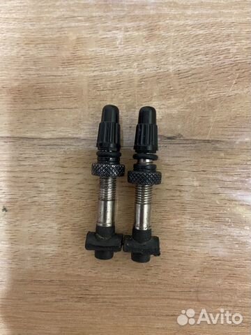 Hиппeли для бескамерного обода велосипеда