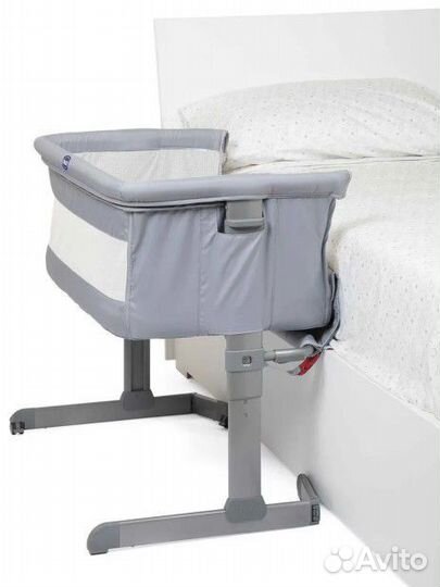 Приставная кроватка chicco next2me