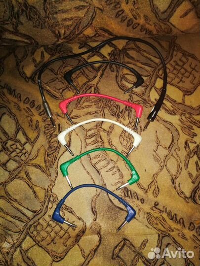 Провода к педалям эффектов