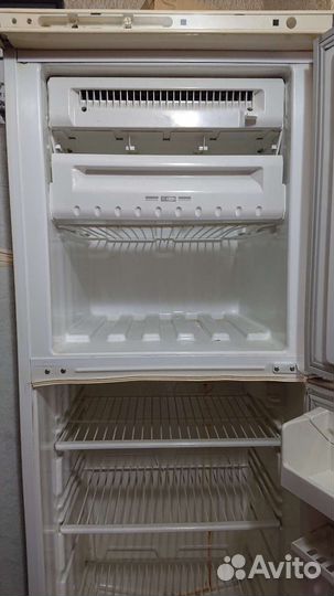 Холодильник Stinol