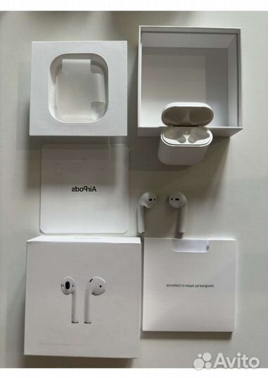 Наушники Apple AirPods