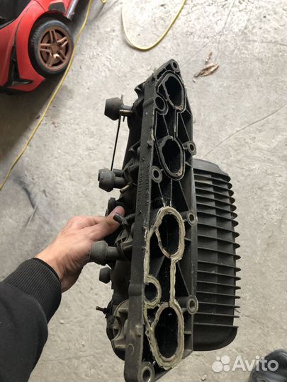 Коллектор на мерс 203