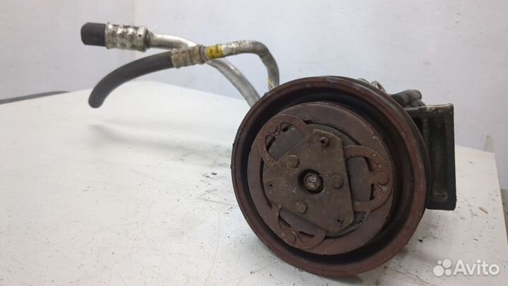 Компрессор кондиционера Nissan Note E11, 2008