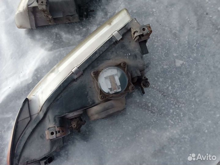 Фары на крайслер циррус 1995 года