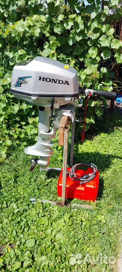 Лодочный мотор Honda BF5 2011г