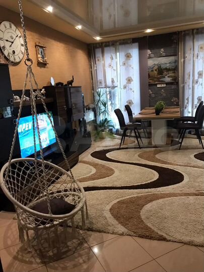 Таунхаус 238,4 м² на участке 1 сот.