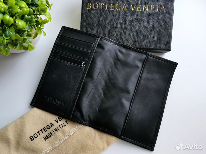 Обложка для паспорта Bottega Veneta