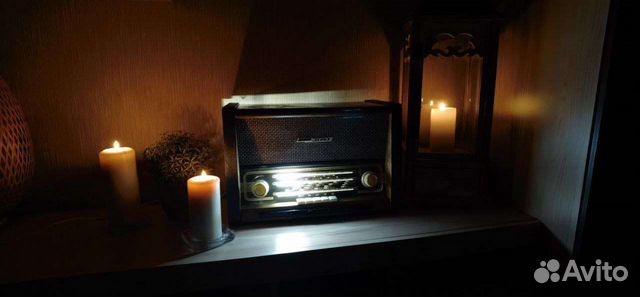 Радиоприёмник с Алисой в стиле лофт (ретро)