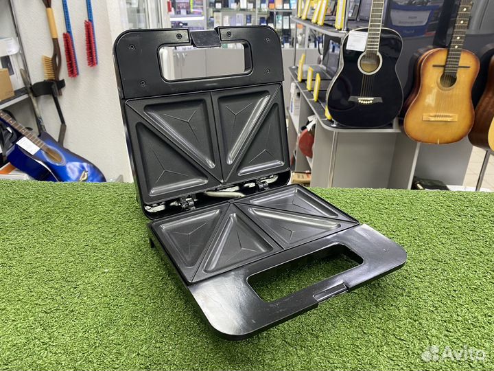 Сэндвичница marta MT-1755