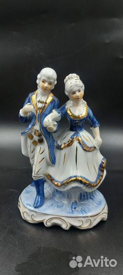Винтажная статуэтка дама с кавалером china