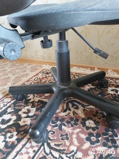 Компьютерное кресло бу