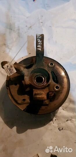 Поворотный кулак Nissan Almera Classic