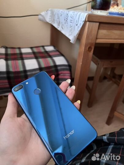 Телефон honor 9 lite
