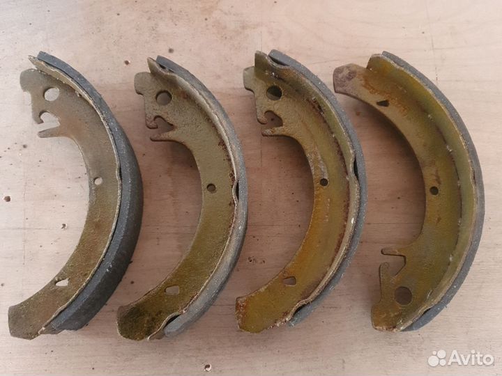 Тормозные колодки задние на ваз priora
