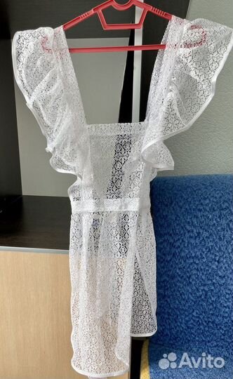 Белые школьные фартуки на выпускной