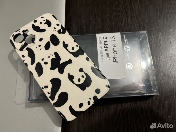 Чехол на iPhone 13