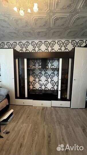 Стенка в гостиную