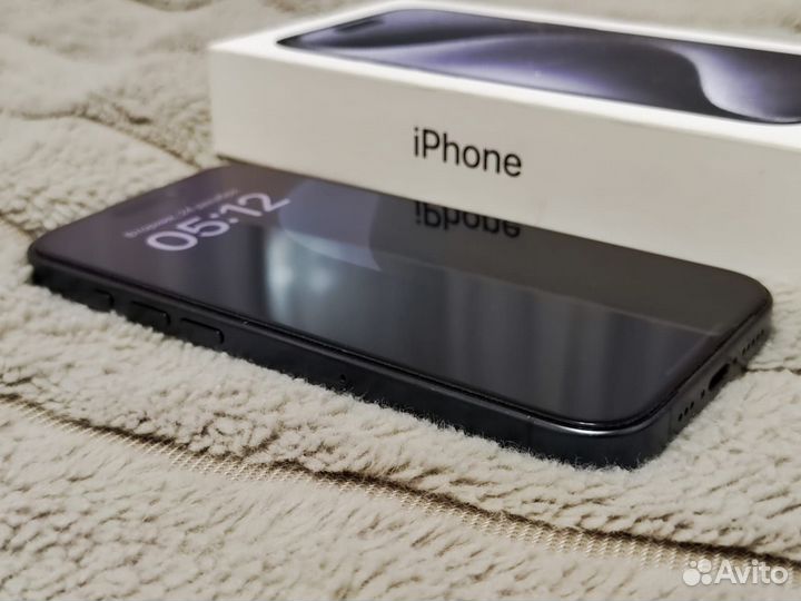 iPhone 15 Pro, 256 ГБ