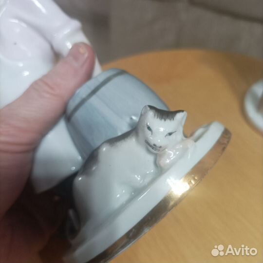 Фарфоровые статуэтки