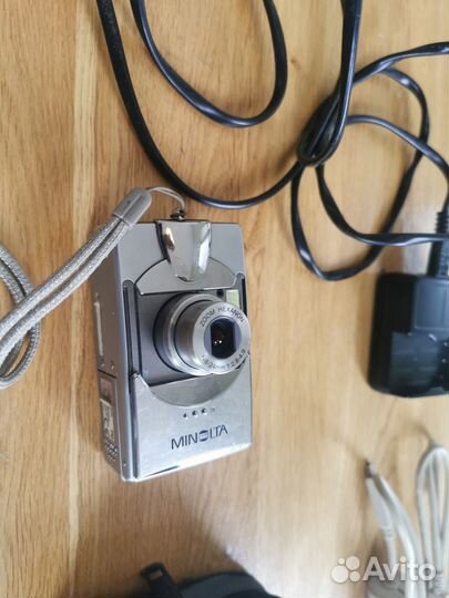 Цифровая фотокамера minolta dimage G500