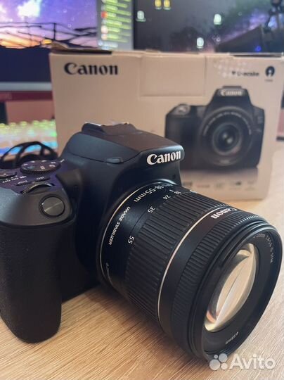 Зеркальный фотоаппарат canon eos 250d