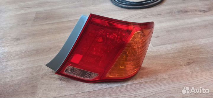 Фонарь задний правый Axio