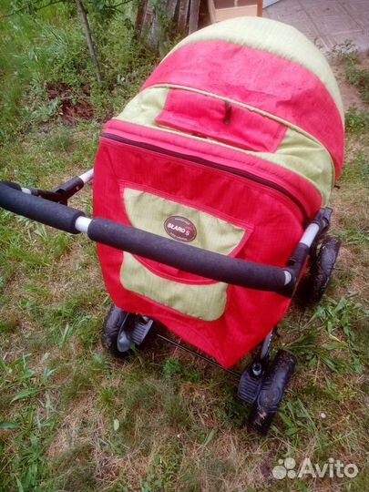 Прогулочная коляска