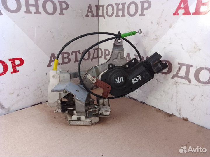 Замок двери задний правый Peugeot 107