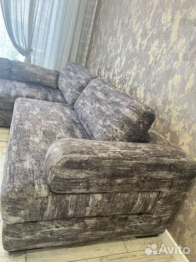 Большой угловой диван раскладной бу