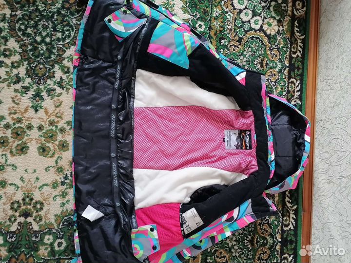 Спортивный костюм женский