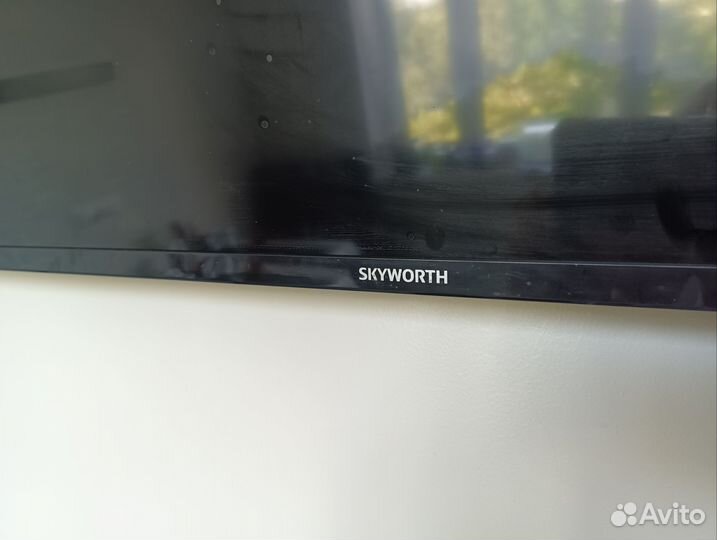 ЖК телевизор skyworth 40дюймов