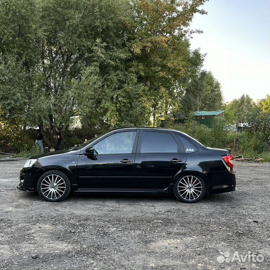 LADA Granta 1.6 МТ, 2015, 190 000 км