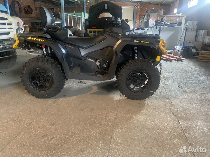 Квадроцикл BRP XTP 1000R