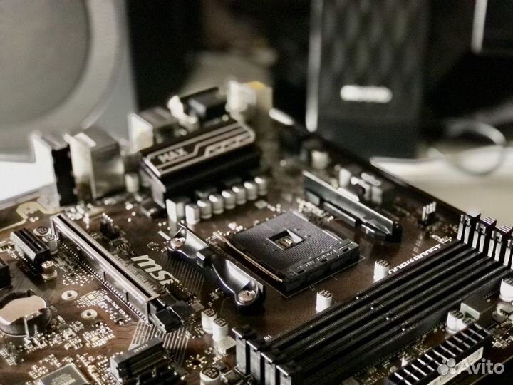 Материнская плата MSI B450 PRO VDH MAX