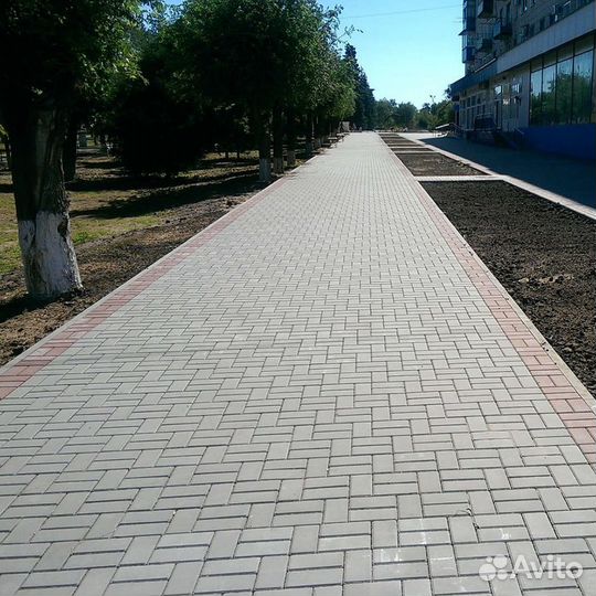 Укладка тротуарной плитки и благоустройство