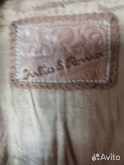 Куртка женская кожаная 46