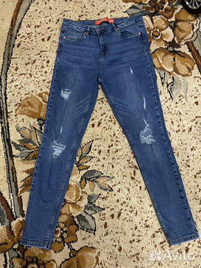 Джинсы