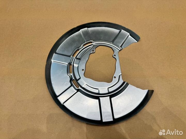 Защитный кожух Л BMW 34216778251