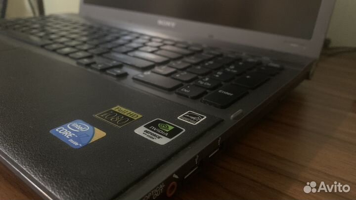 Sony vaio 16.4