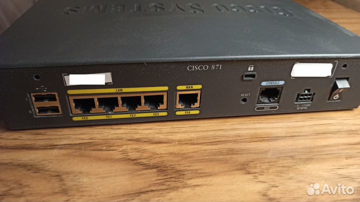 Маршрутизатор Cisco 871