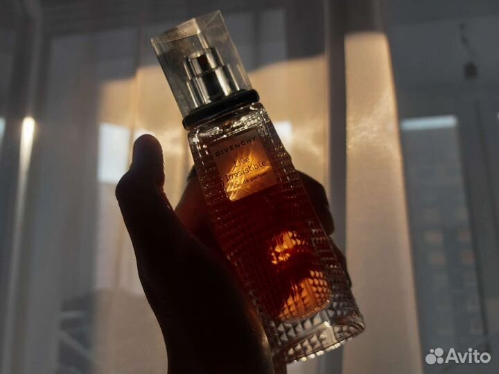 Парфюм Live irrésistible Givenchy