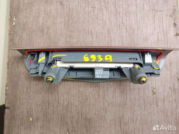 Задний стоп сигнал Opel Corsa D