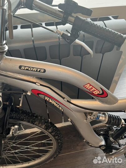 Велосипед скоростной спортивный