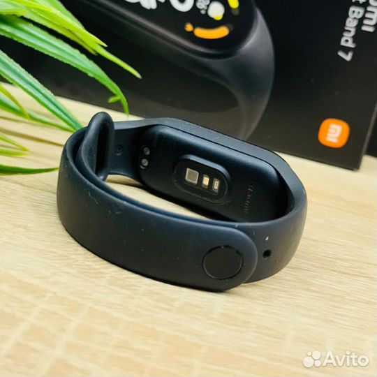 Фитнес-браслет Xiaomi SMART Band 7