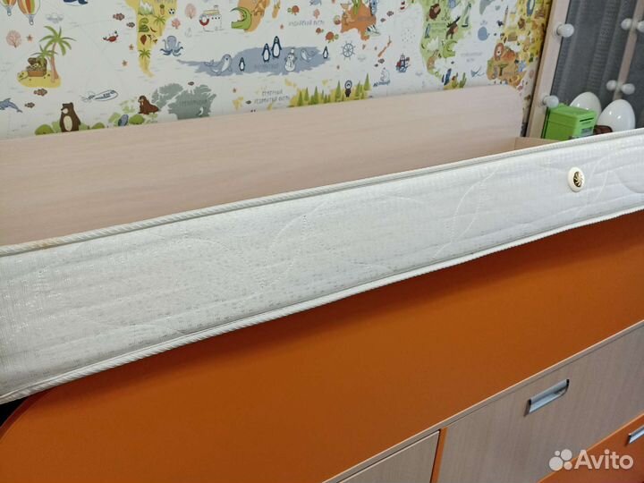 Детская кровать чердак + матрац