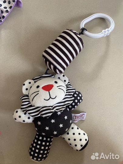 Пакет игрушек для малышей 0+